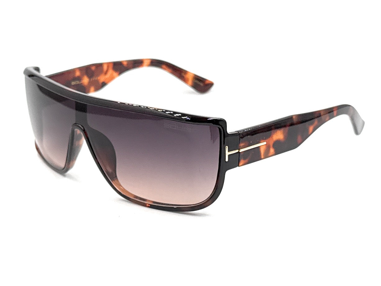 Squaro Bold Flat Top Shield Sunglasses - Black Frame with Smoke Gray Lenses Premium Quality Fashion Sunglasses – Black Frame with Gradient Gray Lenses | Classic Square Design SQ20251563
