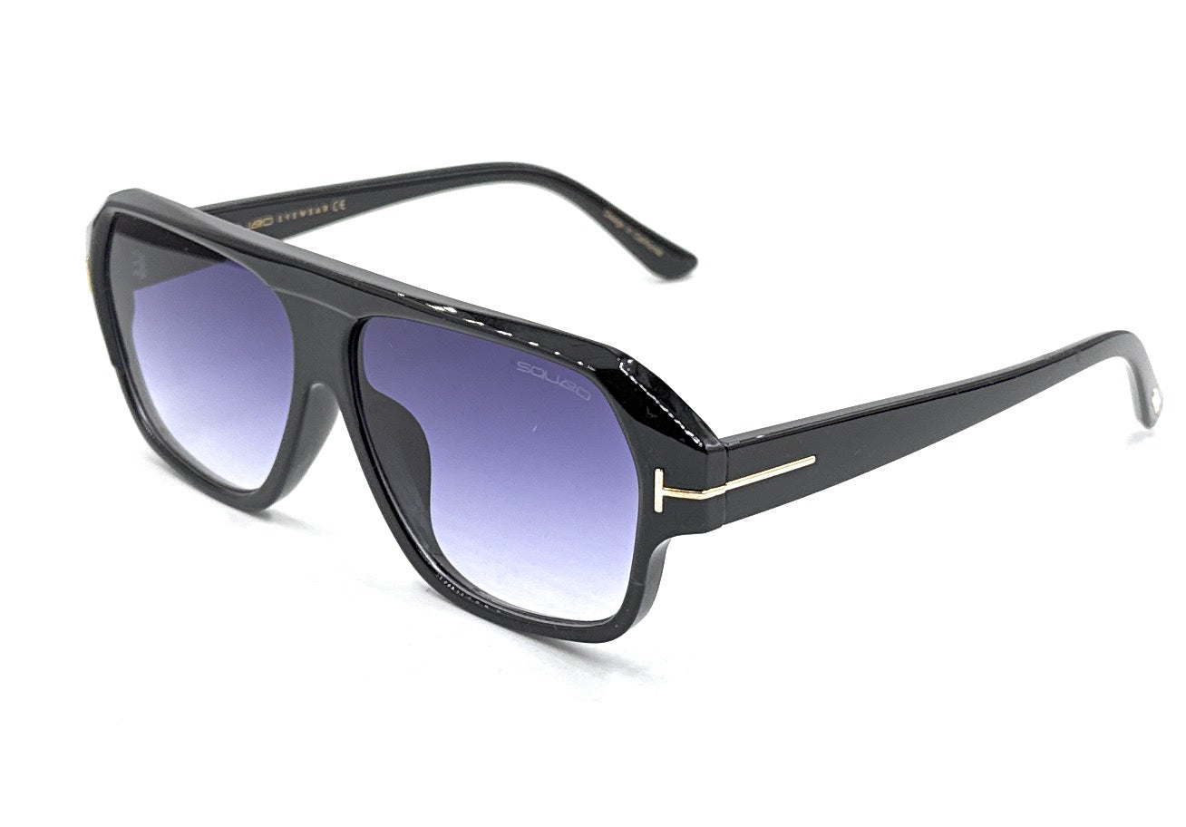 SQUARO Premium Quality Fashion Sunglasses – Black Frame with Gradient Gray Lenses | Classic Square Design SQ20241520