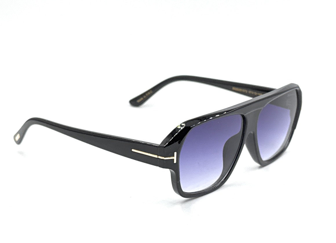 SQUARO Premium Quality Fashion Sunglasses – Black Frame with Gradient Gray Lenses | Classic Square Design SQ20241520