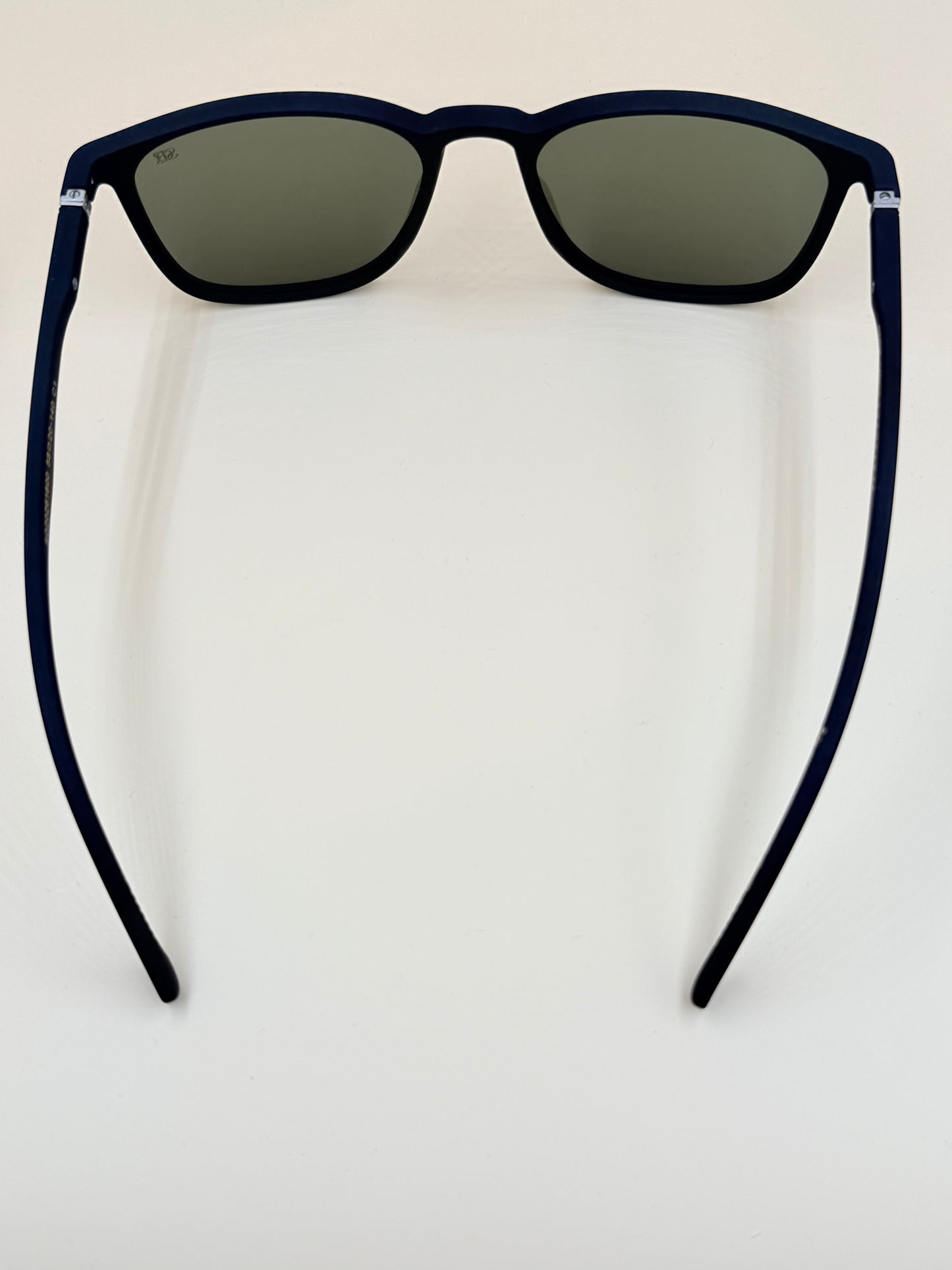 SQUARO Matte Black Polarized Sunglasses – Lightweight Premium quality Frame with Spring Hinges
SQ20261600