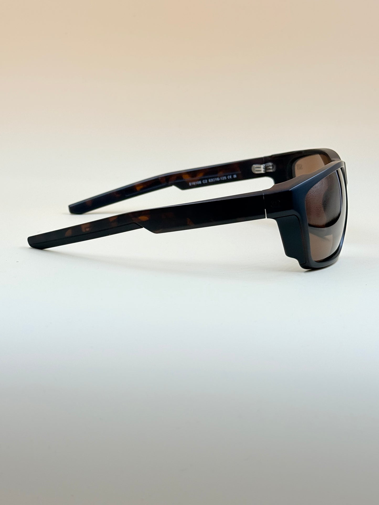 SQUARO Polarized Sunglasses Fishing Driving Hiking Running Rectangular Men Women Unisex UVB-UVA 400 S16108