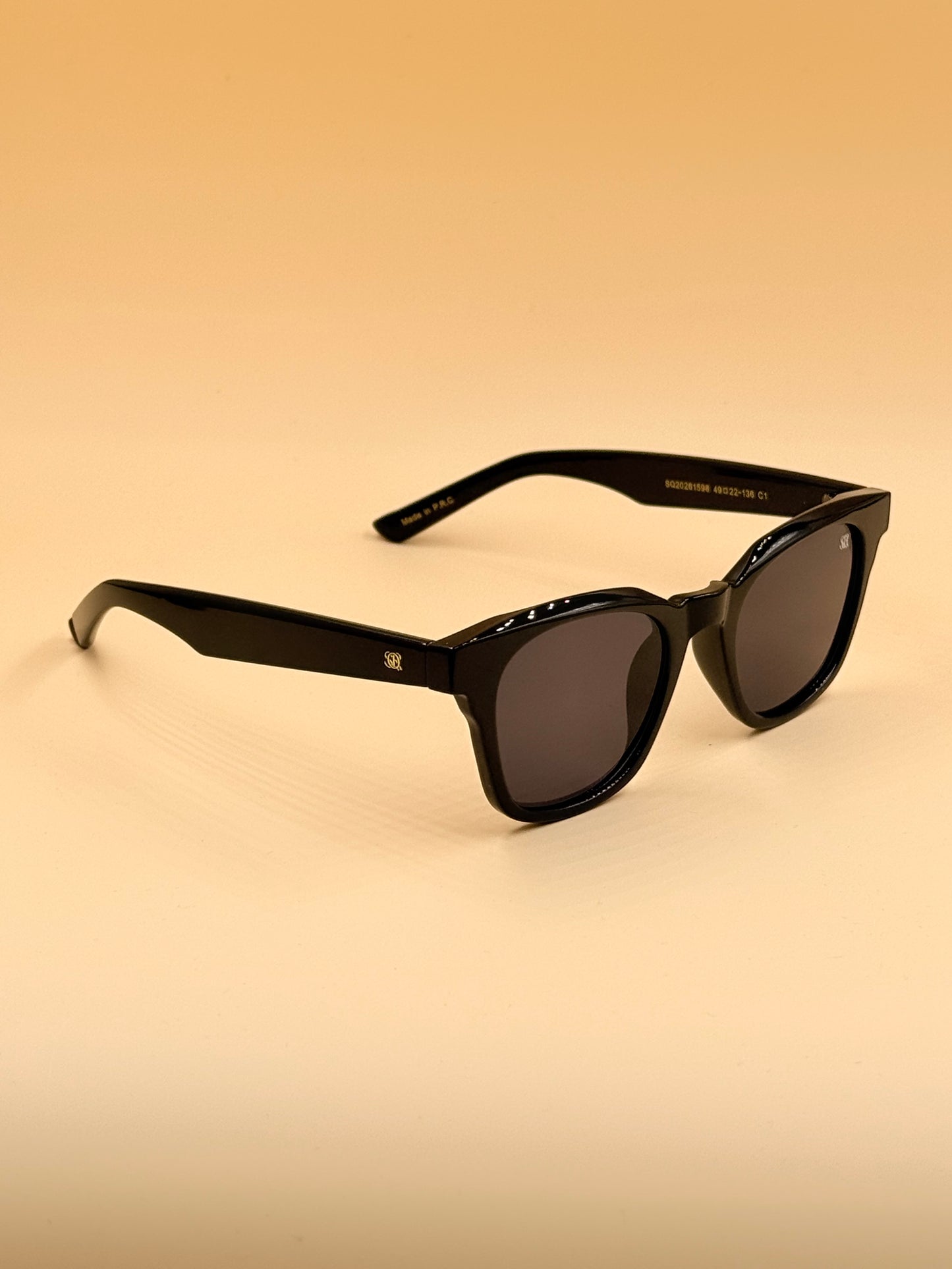 SQUARO Sunglasses – Lightweight Premium quality Frame with the metal Hinges UVA-400                SQ20261598 49#22-136