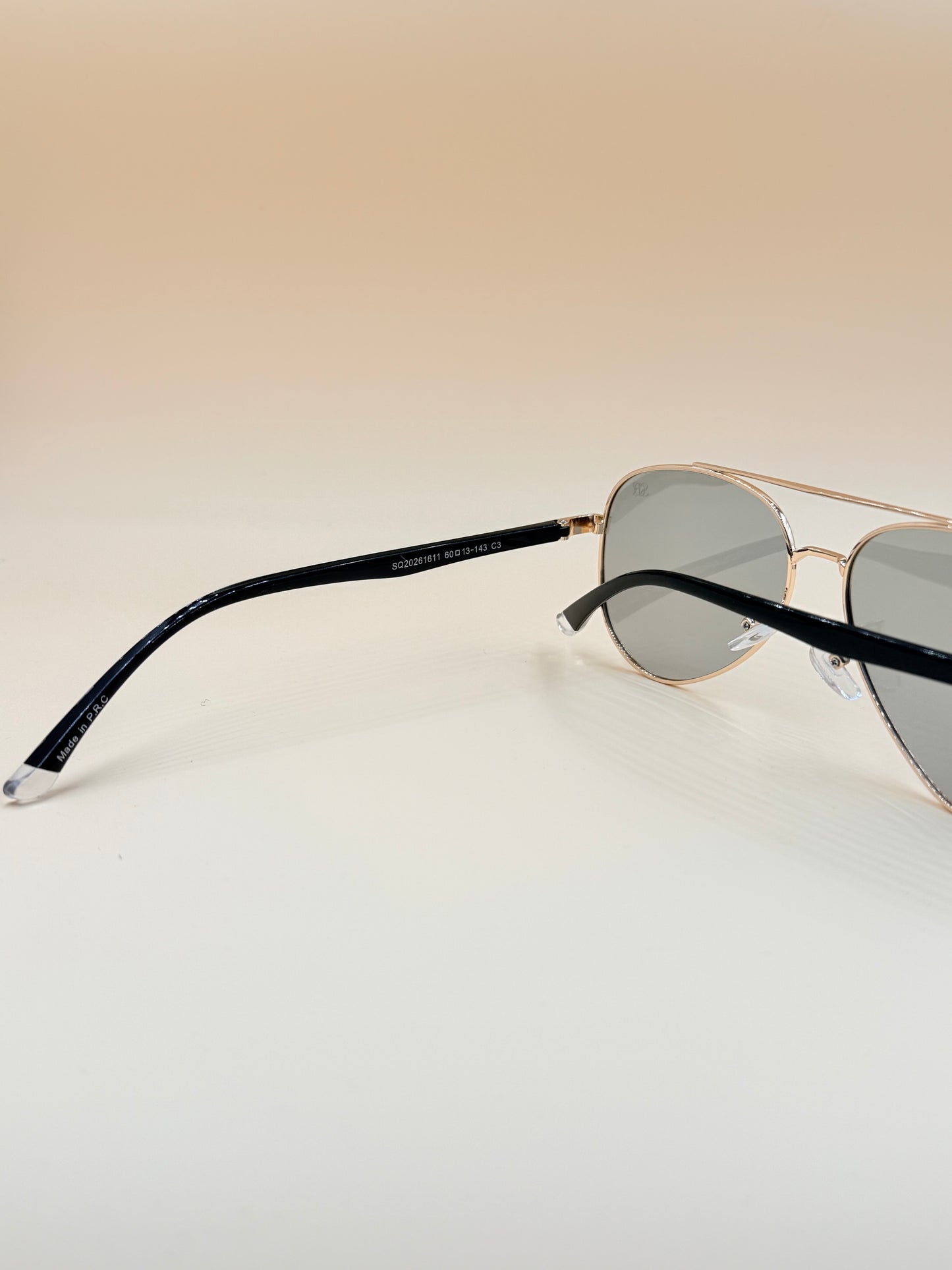 SQUARO Polarized Photochromic Aviator Sunglasses – TR90 + Metal Frame | UV400 Protection High Quality Light weight SQ20261611