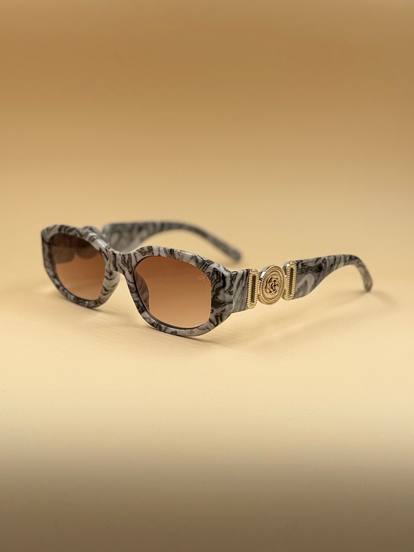 SQUARO Hexa Black – Polarized UV400 Unisex Hexagon Sunglasses | Premium PC + Metal Frame SQ20261577