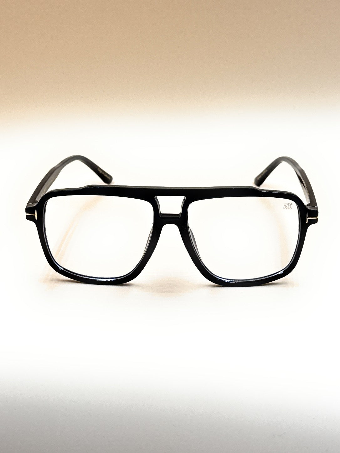 SQUARO SQ20261585 Oversized Square Sunglasses – Black premium PC Frame with Gradient Smoke Lenses