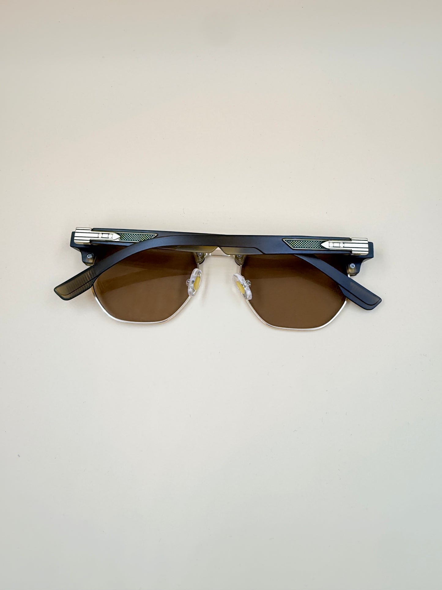 SQUARO Polarized Sunglasses Men Women Driving Fashion UVA %100 protection SQ20261601 51#46-145