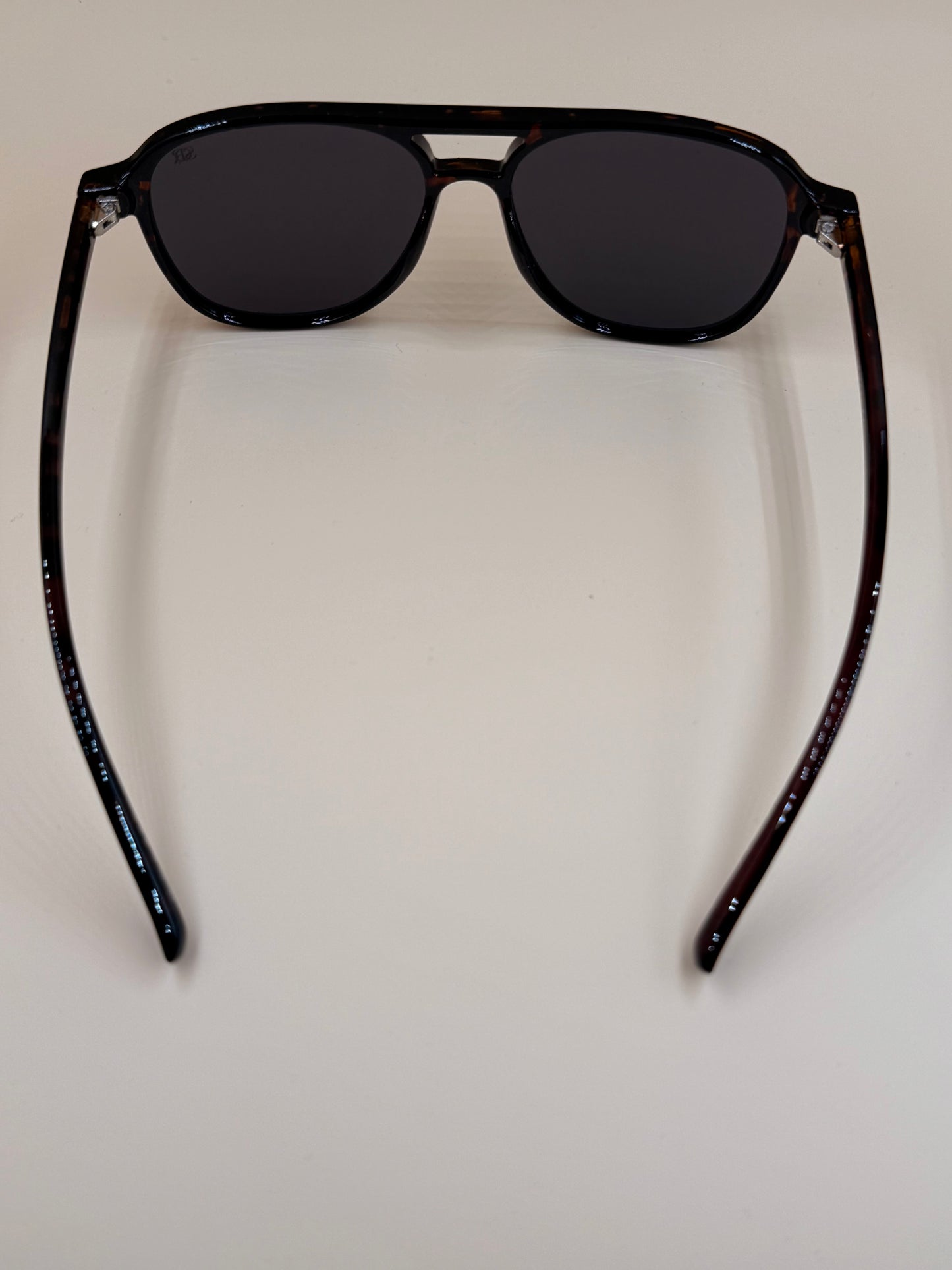 SQUARO Polarized Sunglasses Men Women Fashion Designer Driving UVB- UVA 400 premium quality Light weight Classic Square SQ20261580