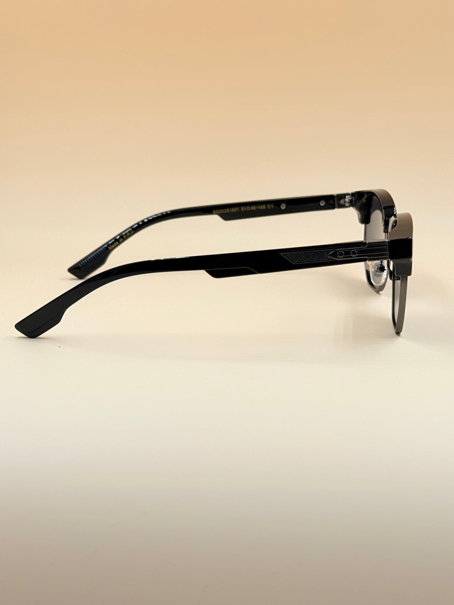 SQUARO Polarized Sunglasses Men Women Driving Fashion UVA %100 protection SQ20261601 51#46-145