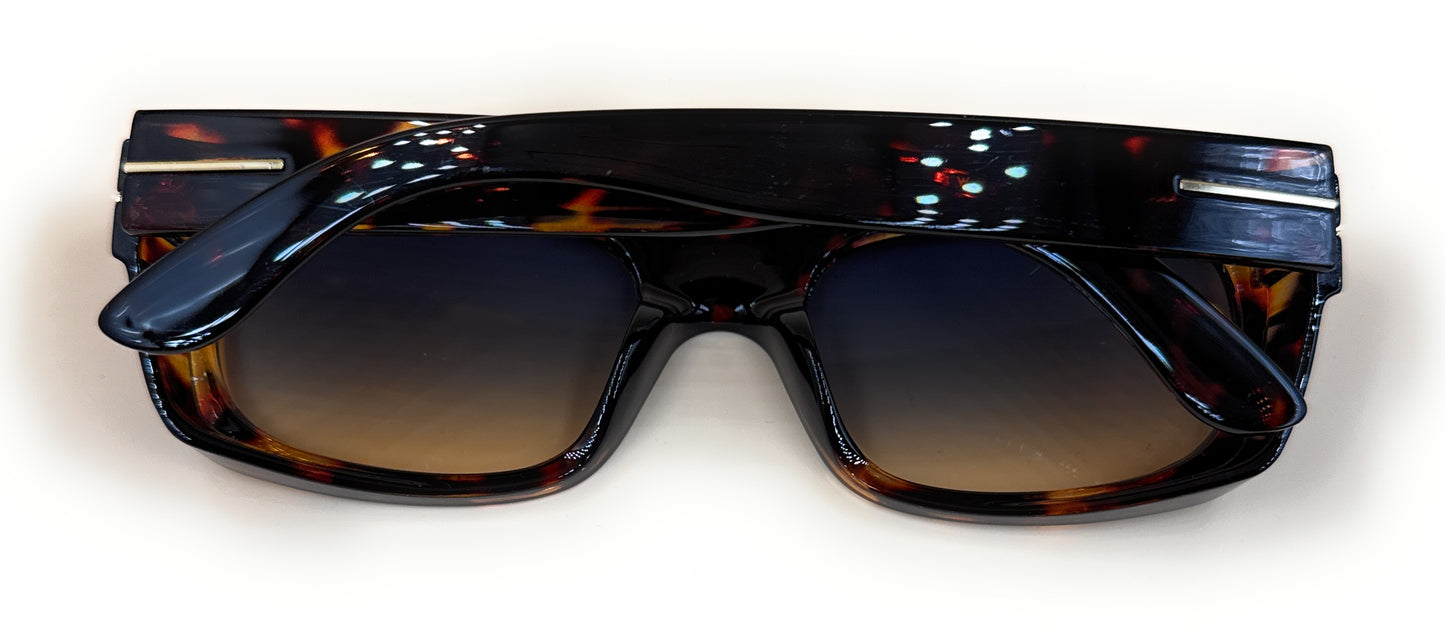 SQUARO® Elegant Black Rectangular Sunglasses for Women – Glossy Lightweight PC Frame, 54mm Lens SQ20261575