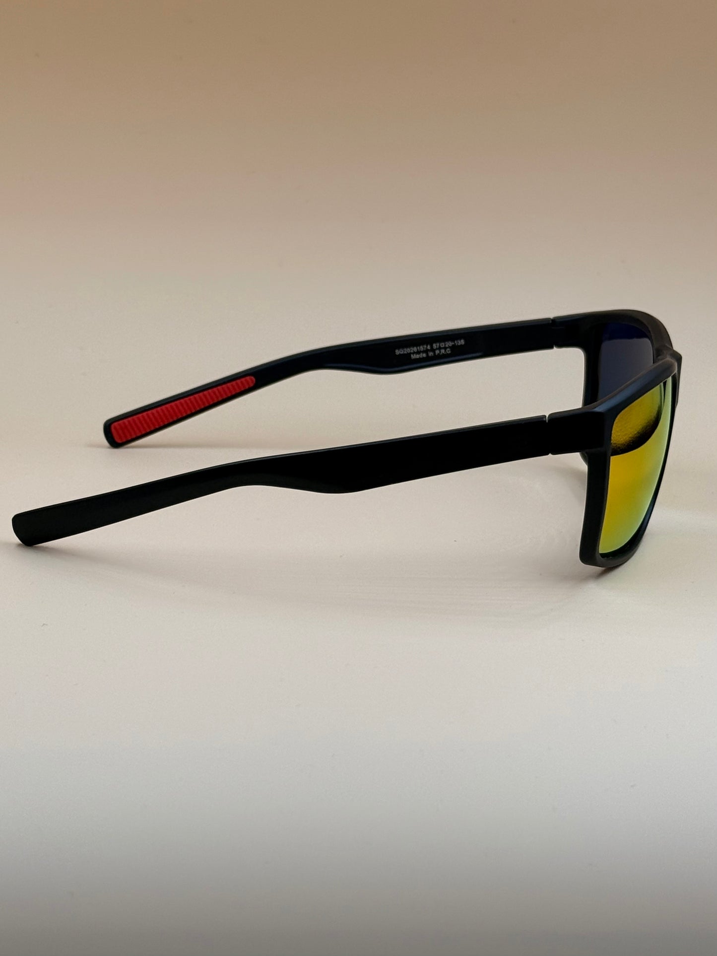 SQUARO Polarized Sunglasses – Men women Lightweight Classic Square Frame wrap style Driving Fishing sport    UVA-UVB SQ20261574
