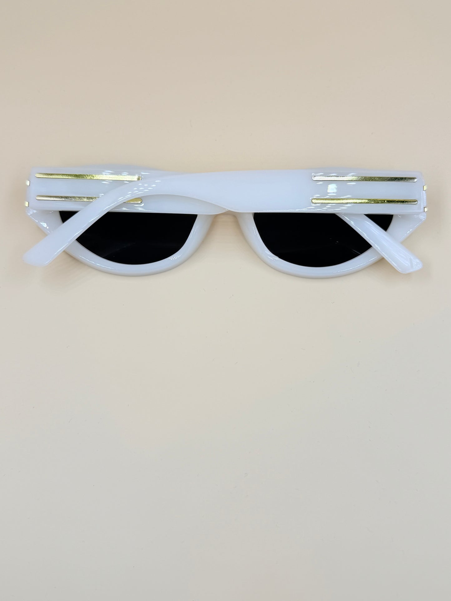 SQUARO Hexa Black –UV400 Unisex Hexagon Sunglasses | Premium PC + Metal Frame SQ20261597