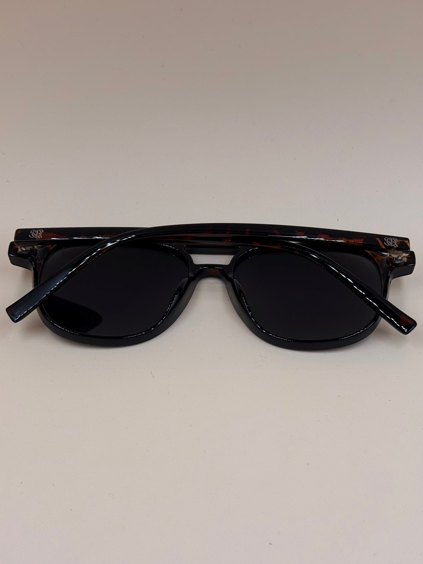 SQUARO Polarized Sunglasses Men Women Fashion Designer Driving UVB- UVA 400 premium quality Light weight Classic Square SQ20261580