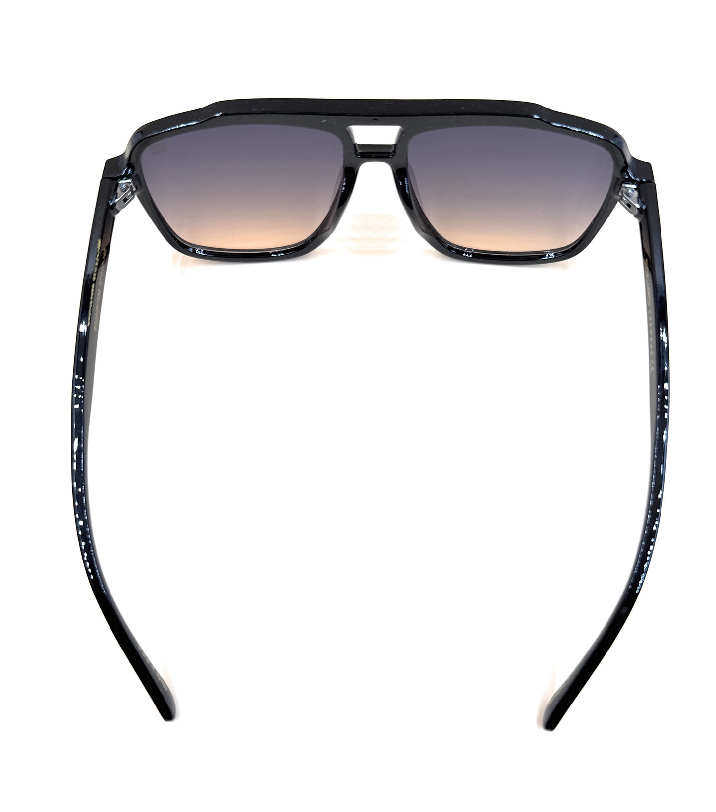 SQUARO SQ20261585 Oversized Square Sunglasses – Black premium PC Frame with Gradient Smoke Lenses