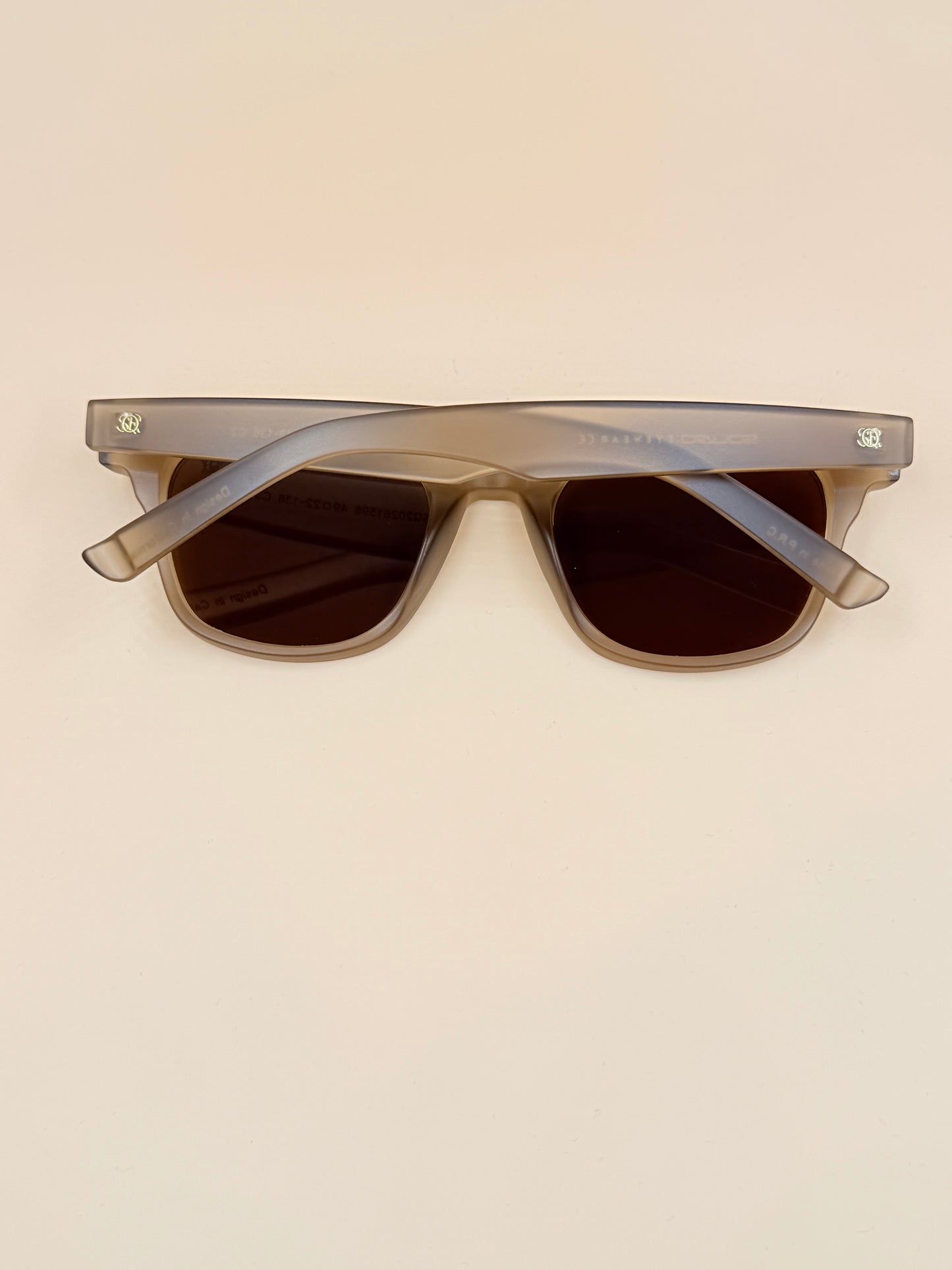 SQUARO Sunglasses – Lightweight Premium quality Frame with the metal Hinges UVA-400                SQ20261598 49#22-136