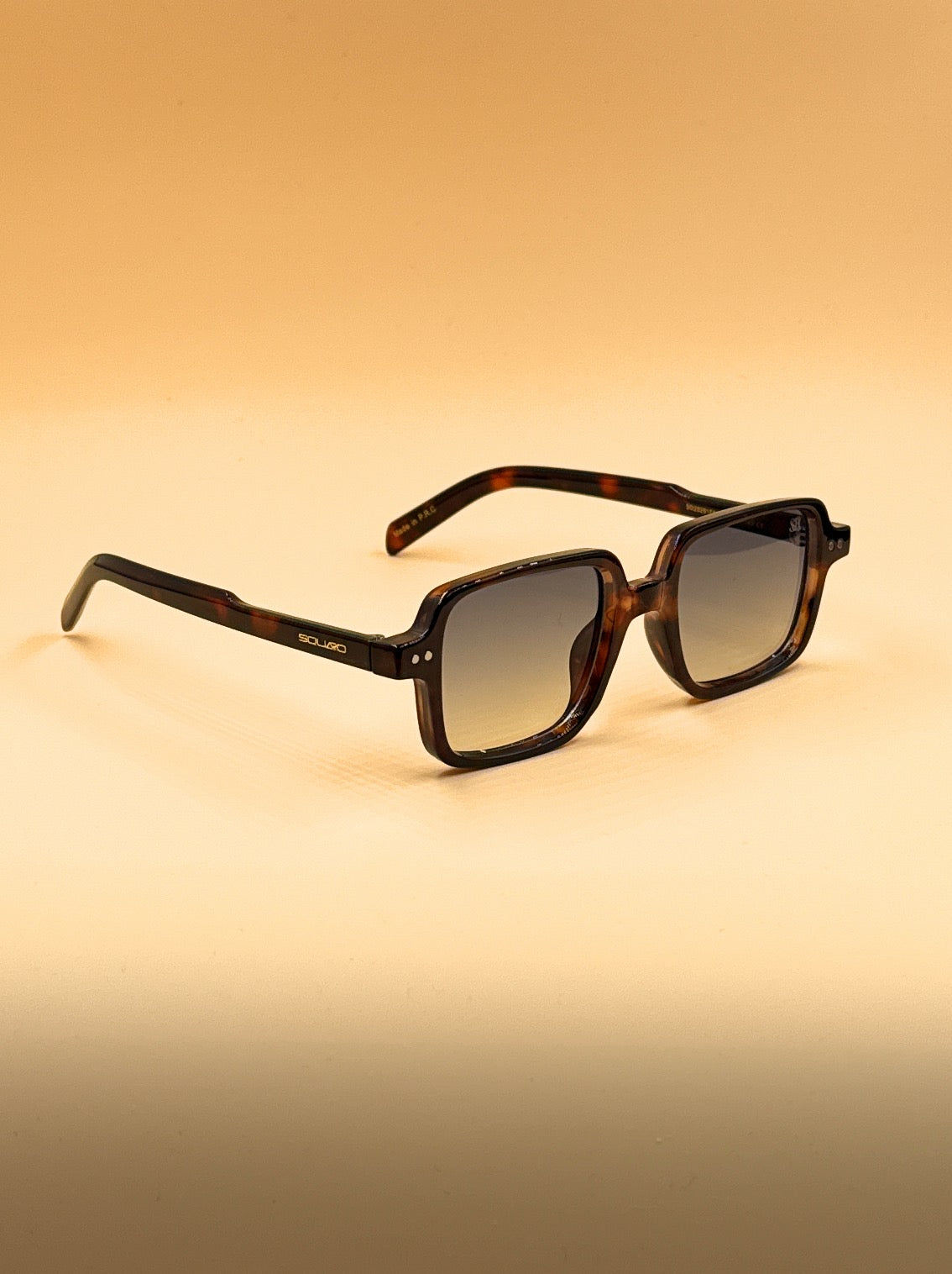 SQUARO SQ20261583 Rectangular Unisex Sunglasses – Classic Black Frame with Durable Flex Hinges