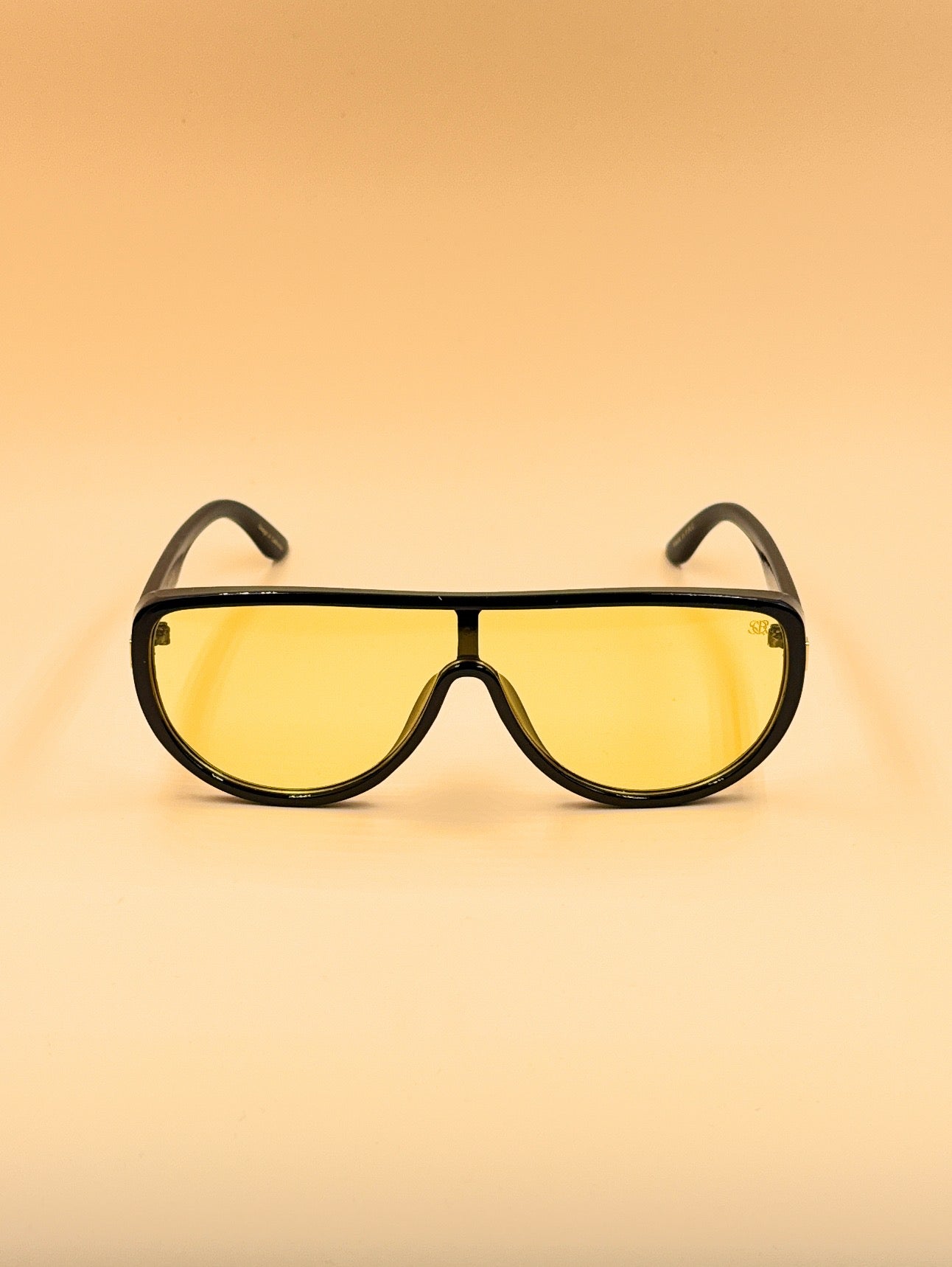 SQUARO Oversized Shield Sunglasses for Women – Glossy Black Frame with Gradient Smoke Lenses | SQ20261584