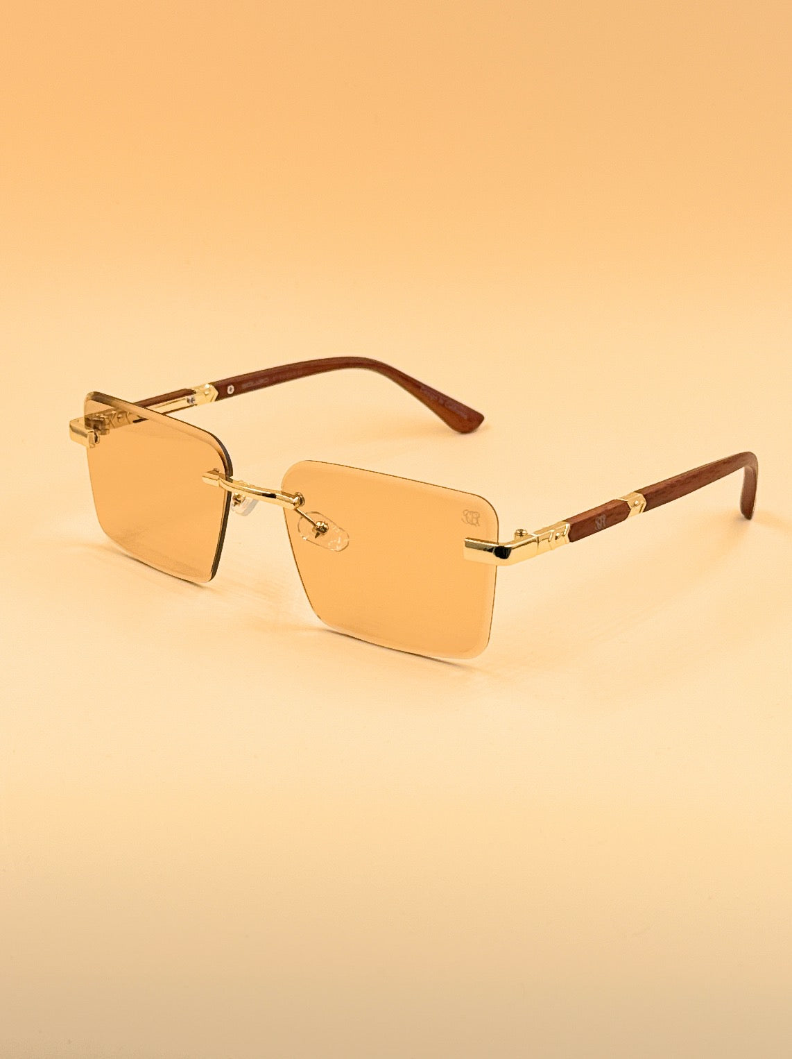 SQUARO Rimless Rectangular Photochromic Sunglasses – Gold Metal & Wood Frame | UV400 Gradient Lenses | 59mm  SQ20261581