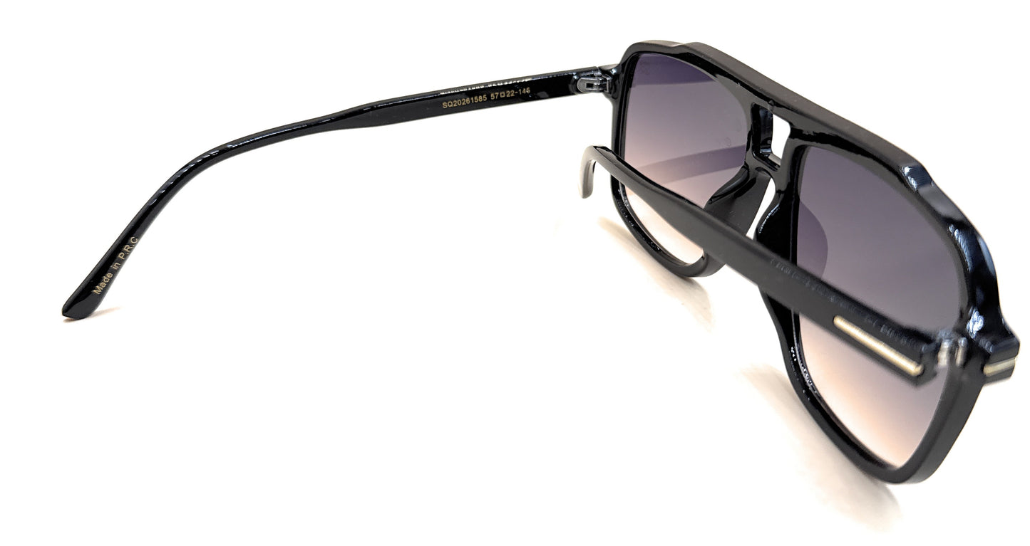 SQUARO SQ20261585 Oversized Square Sunglasses – Black premium PC Frame with Gradient Smoke Lenses