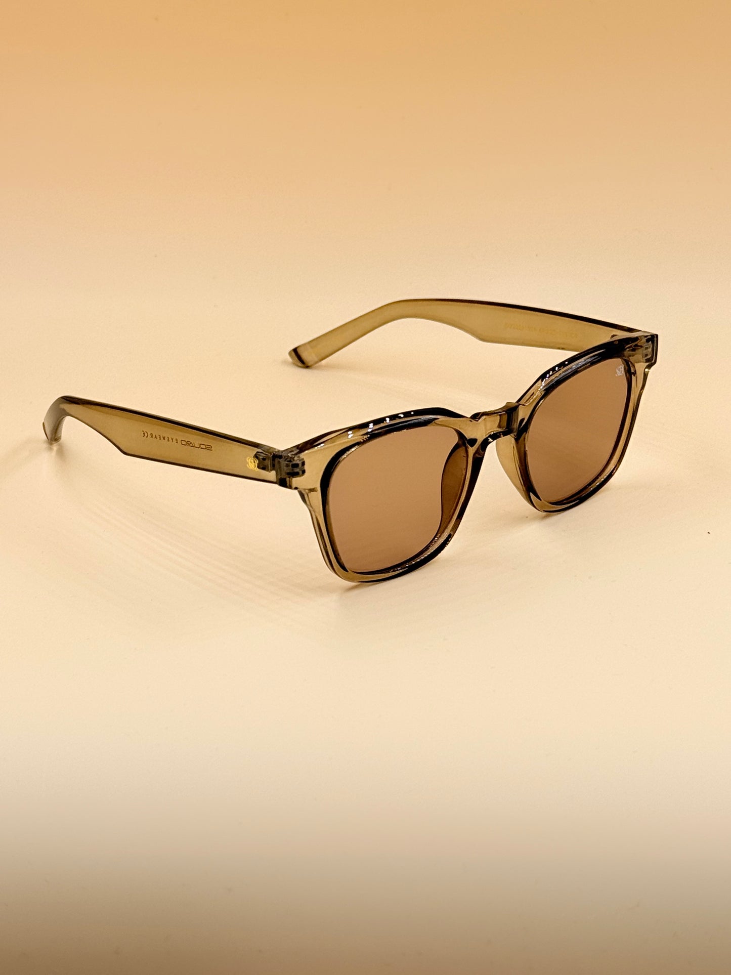 SQUARO Sunglasses – Lightweight Premium quality Frame with the metal Hinges UVA-400                SQ20261598 49#22-136