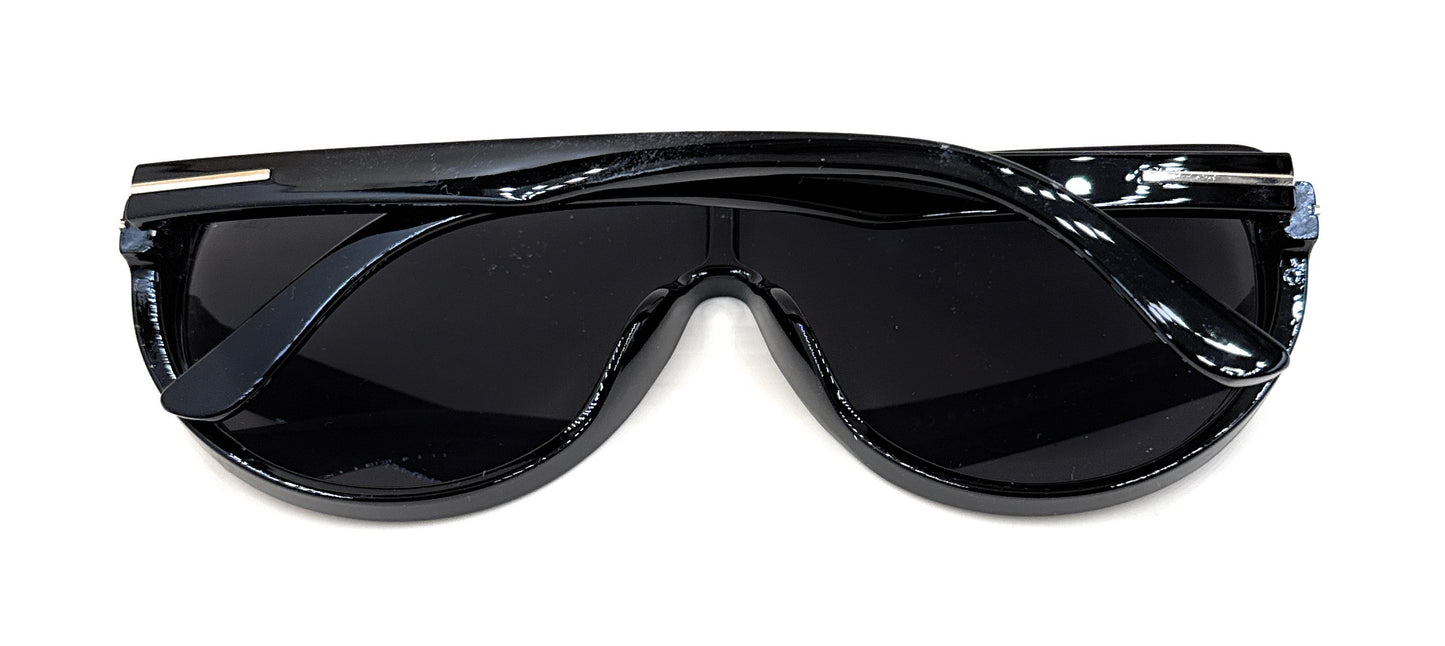 SQUARO Oversized Shield Sunglasses for Women – Glossy Black Frame with Gradient Smoke Lenses | SQ20261584