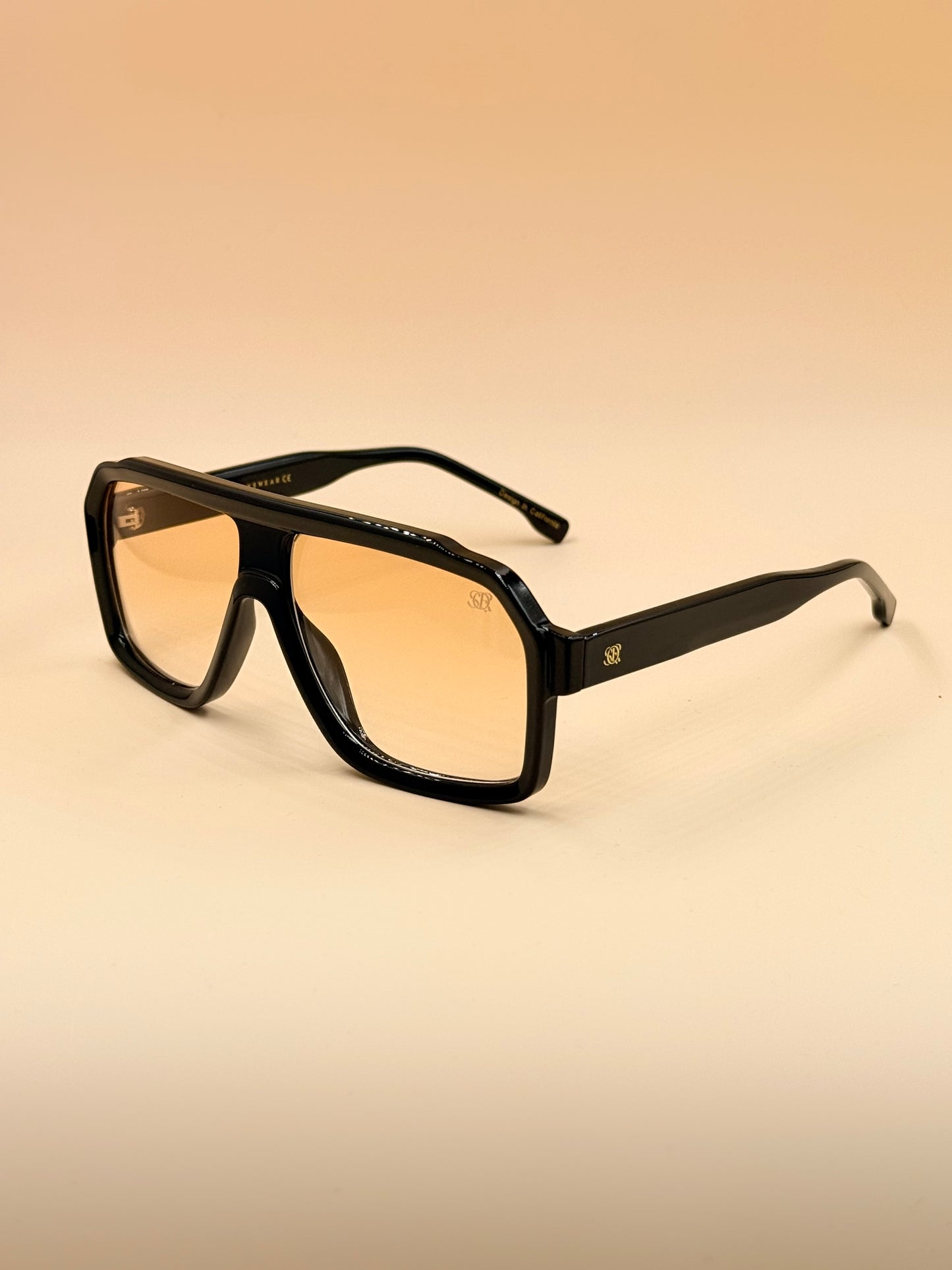 SQUARO Oversized Shield Sunglasses – Yellow Tea Gradient Lens, Square Flat-Top Frame, UV Protection