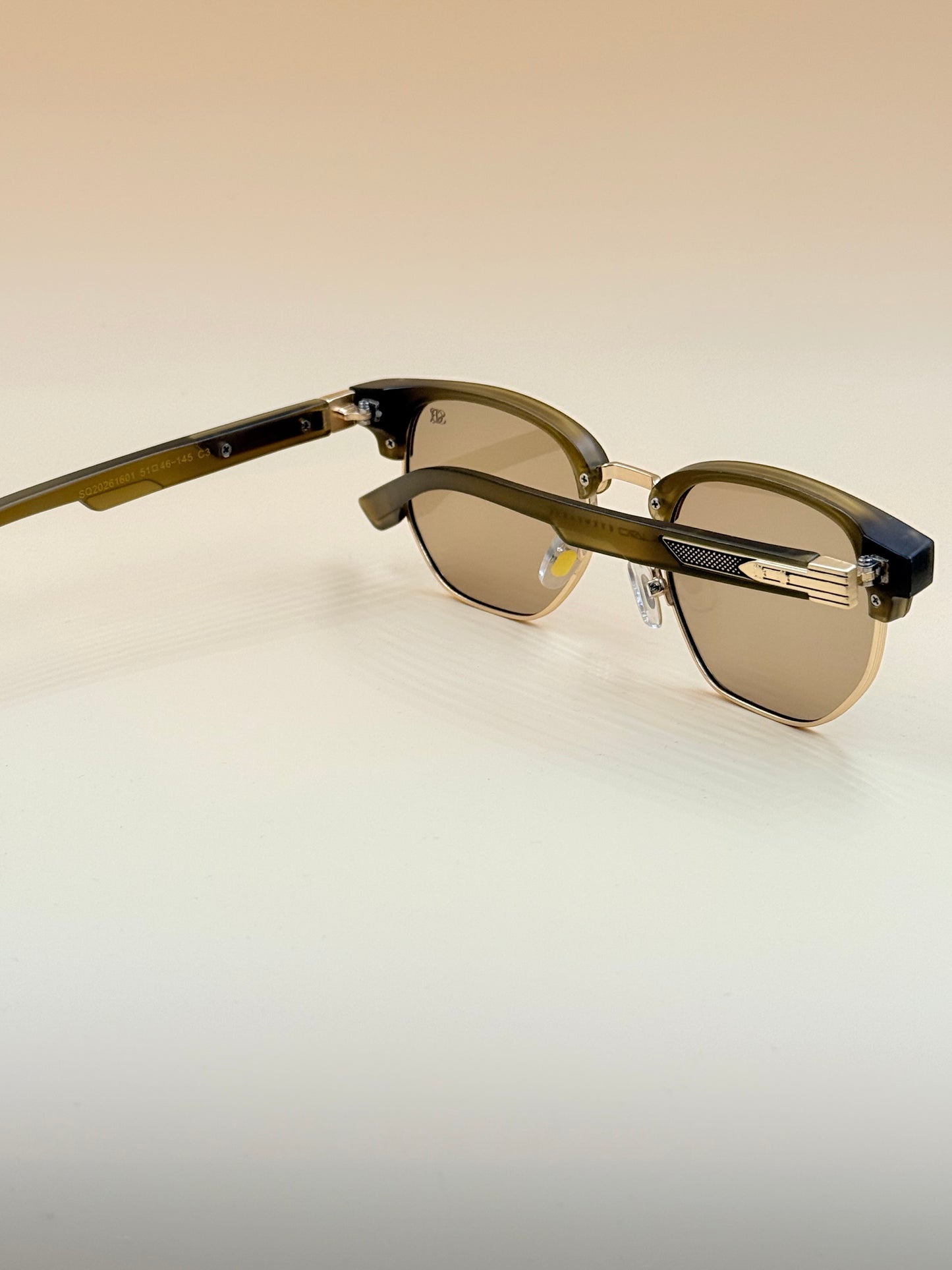 SQUARO Polarized Sunglasses Men Women Driving Fashion UVA %100 protection SQ20261601 51#46-145