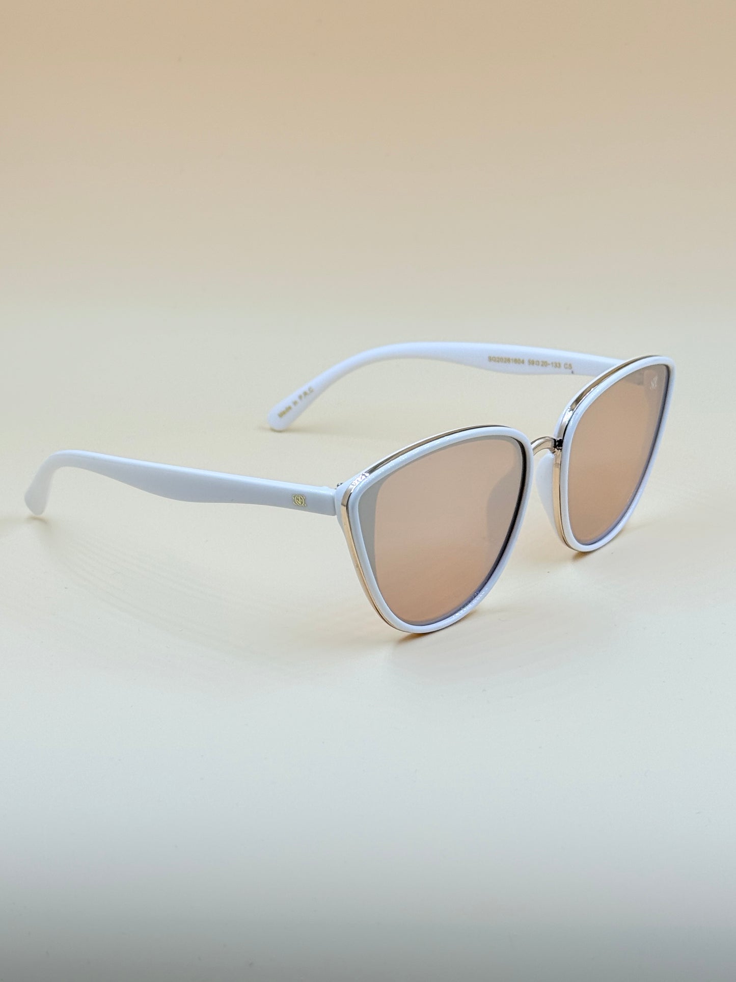 SQUARO Classic Round Fashion Premium quality Sunglasses –UVA SQ20261604