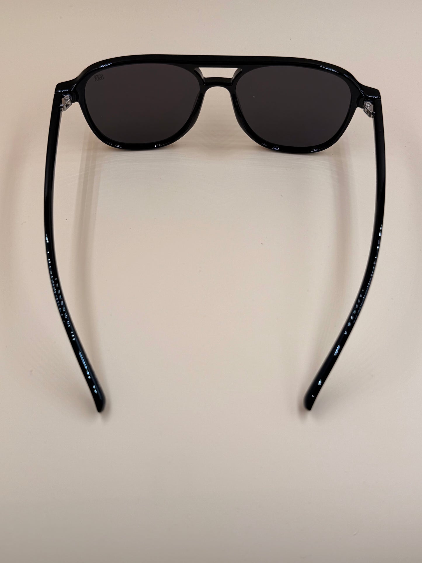 SQUARO Polarized Sunglasses Men Women Fashion Designer Driving UVB- UVA 400 premium quality Light weight Classic Square SQ20261580