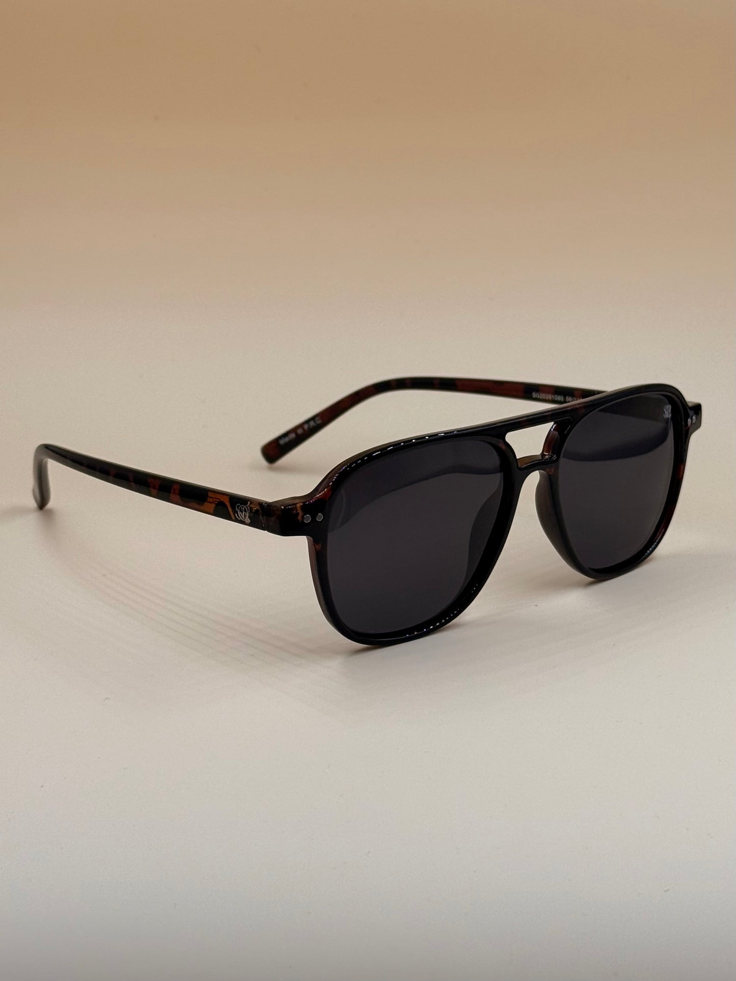 SQUARO Polarized Sunglasses Men Women Fashion Designer Driving UVB- UVA 400 premium quality Light weight Classic Square SQ20261580