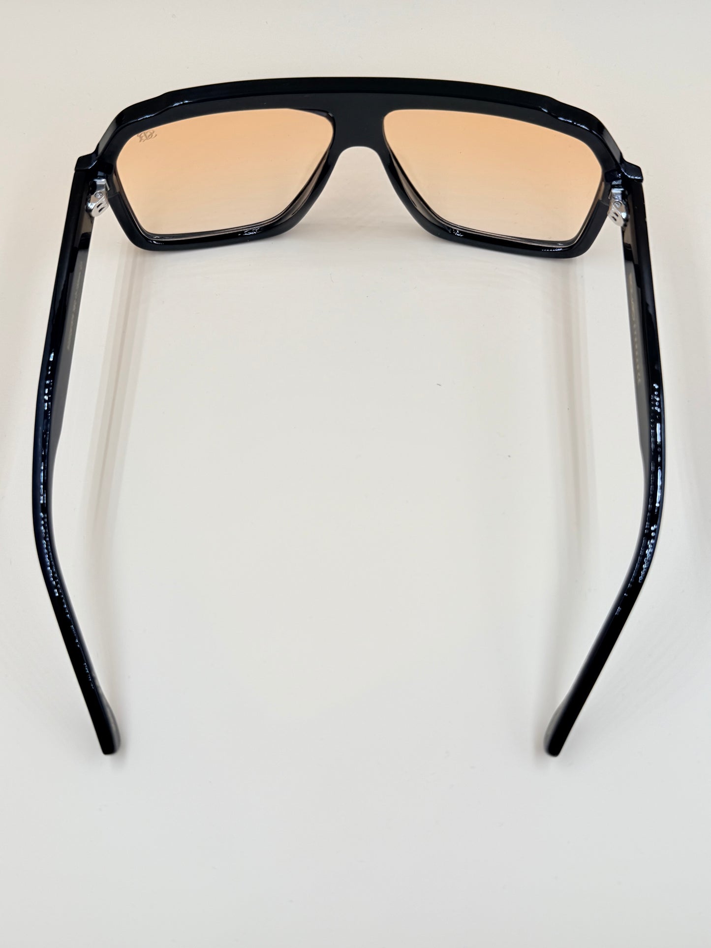 SQUARO Oversized Shield Sunglasses – Yellow Tea Gradient Lens, Square Flat-Top Frame, UV Protection