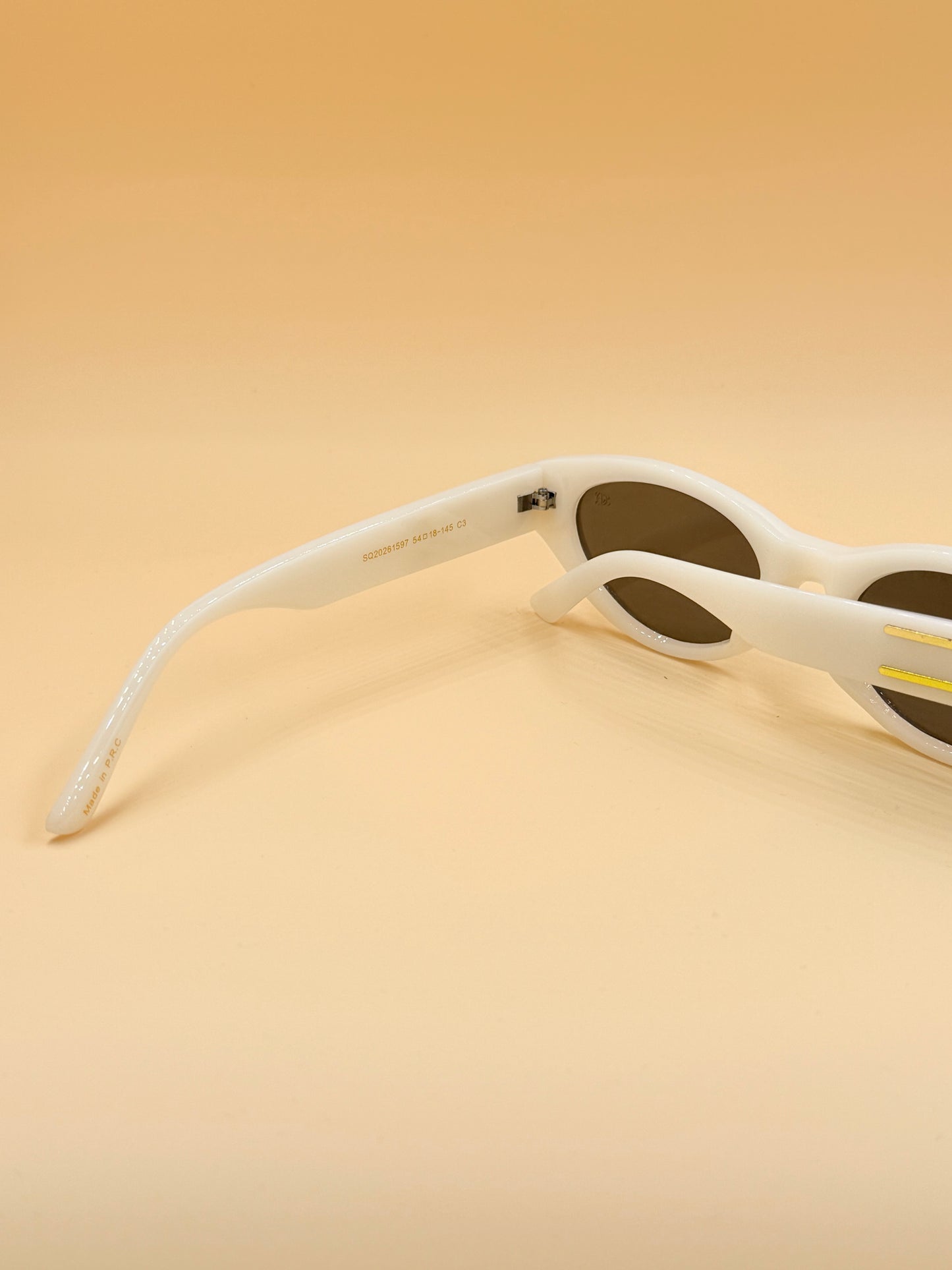 SQUARO Hexa Black –UV400 Unisex Hexagon Sunglasses | Premium PC + Metal Frame SQ20261597