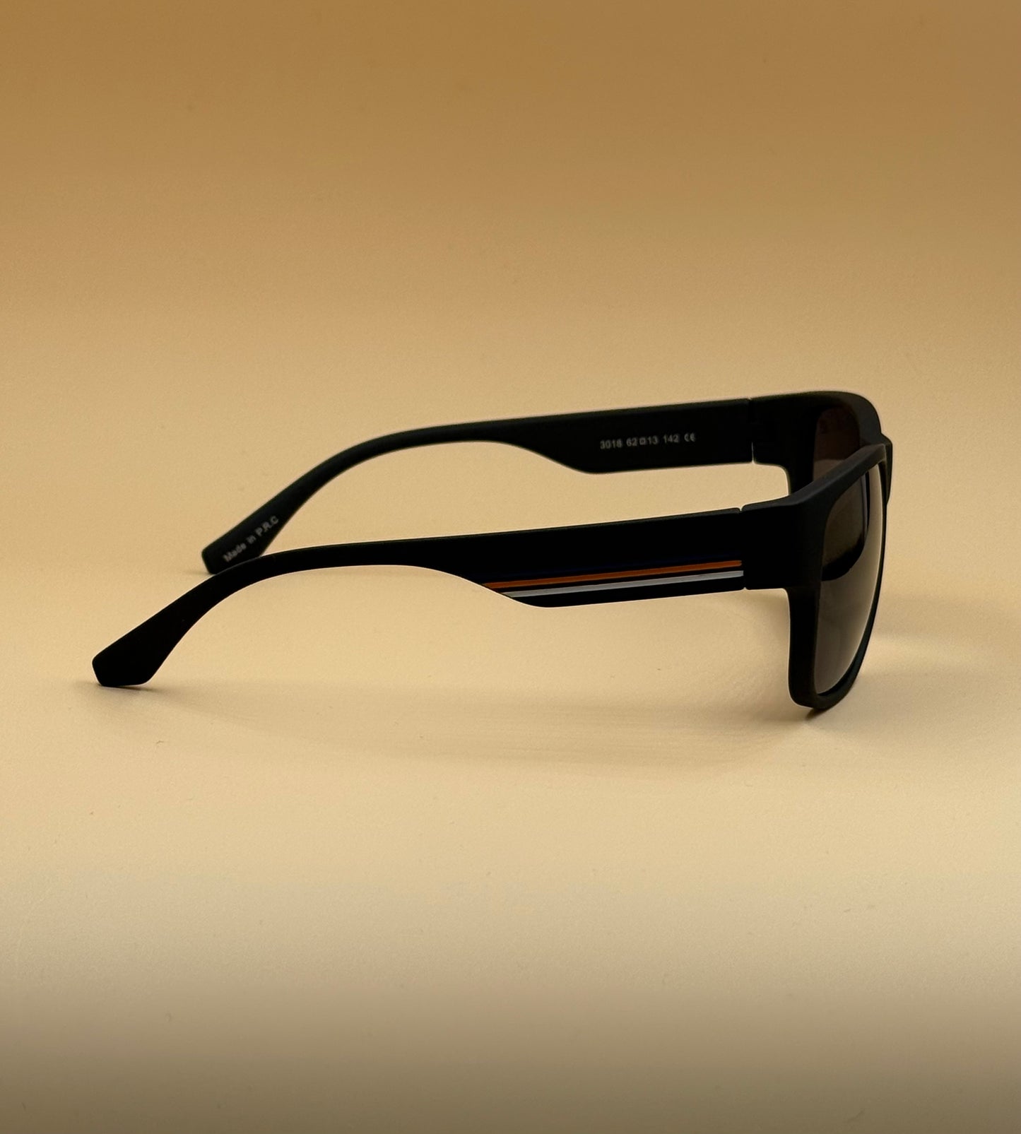 SQUARO Model 3018 Polarized Sunglasses – Matte Black Frame | UV400 Protection