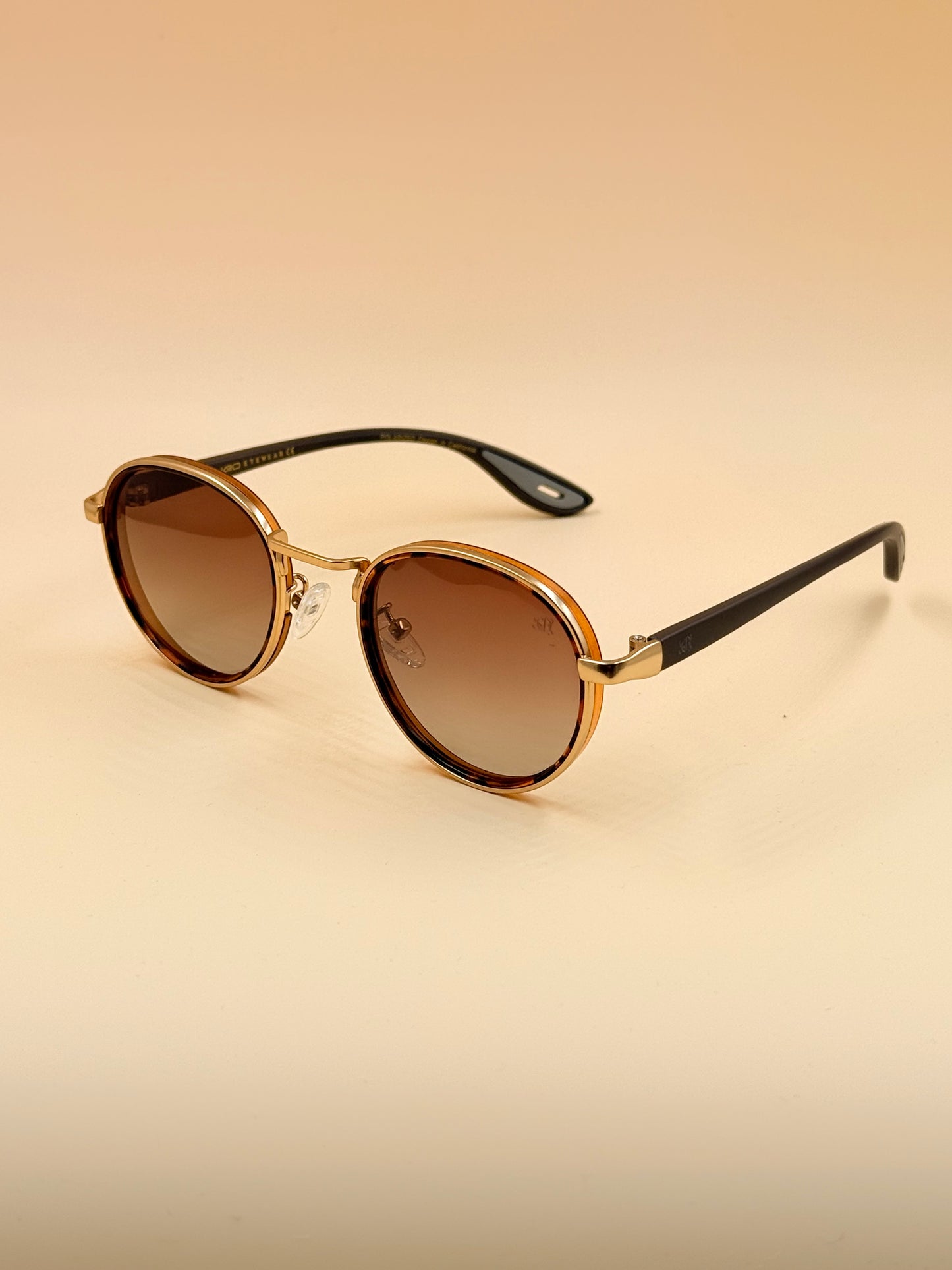 SQUARO Vintage Round Photochromic Polarized Sunglasses UVB- UVA SQ20261608