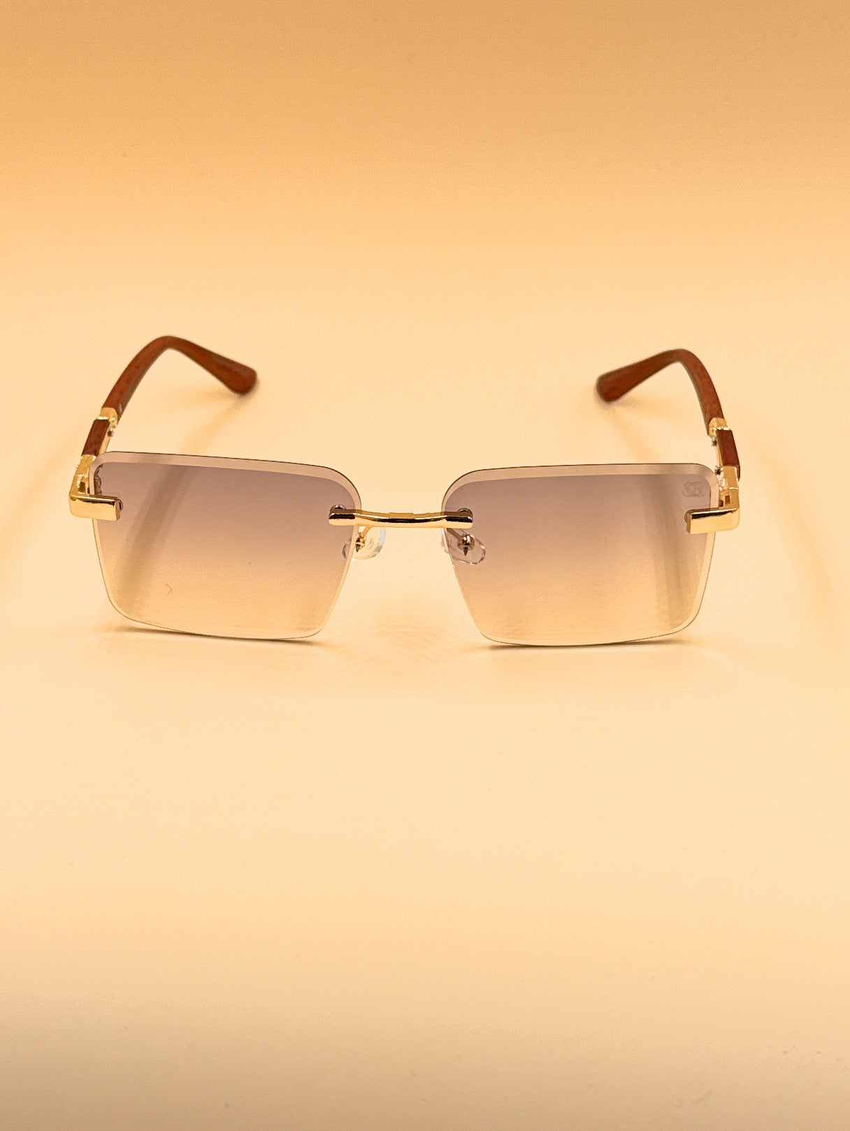 SQUARO Rimless Rectangular Photochromic Sunglasses – Gold Metal & Wood Frame | UV400 Gradient Lenses | 59mm  SQ20261581