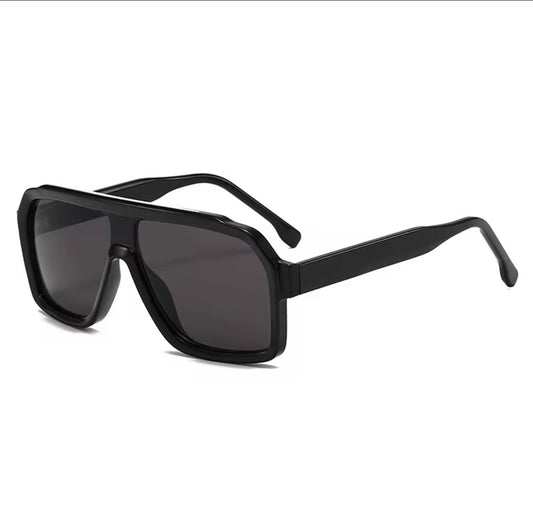 SQUARO Oversized Shield Sunglasses – Yellow Tea Gradient Lens, Square Flat-Top Frame, UV Protection