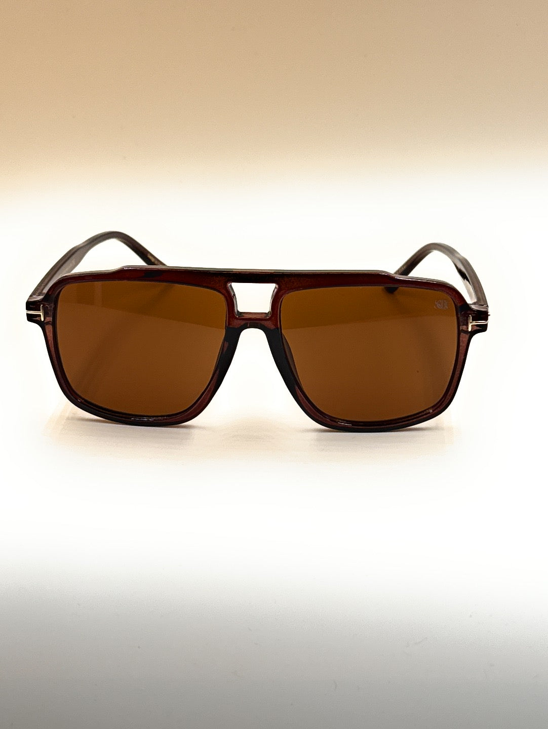 SQUARO SQ20261585 Oversized Square Sunglasses – Black premium PC Frame with Gradient Smoke Lenses