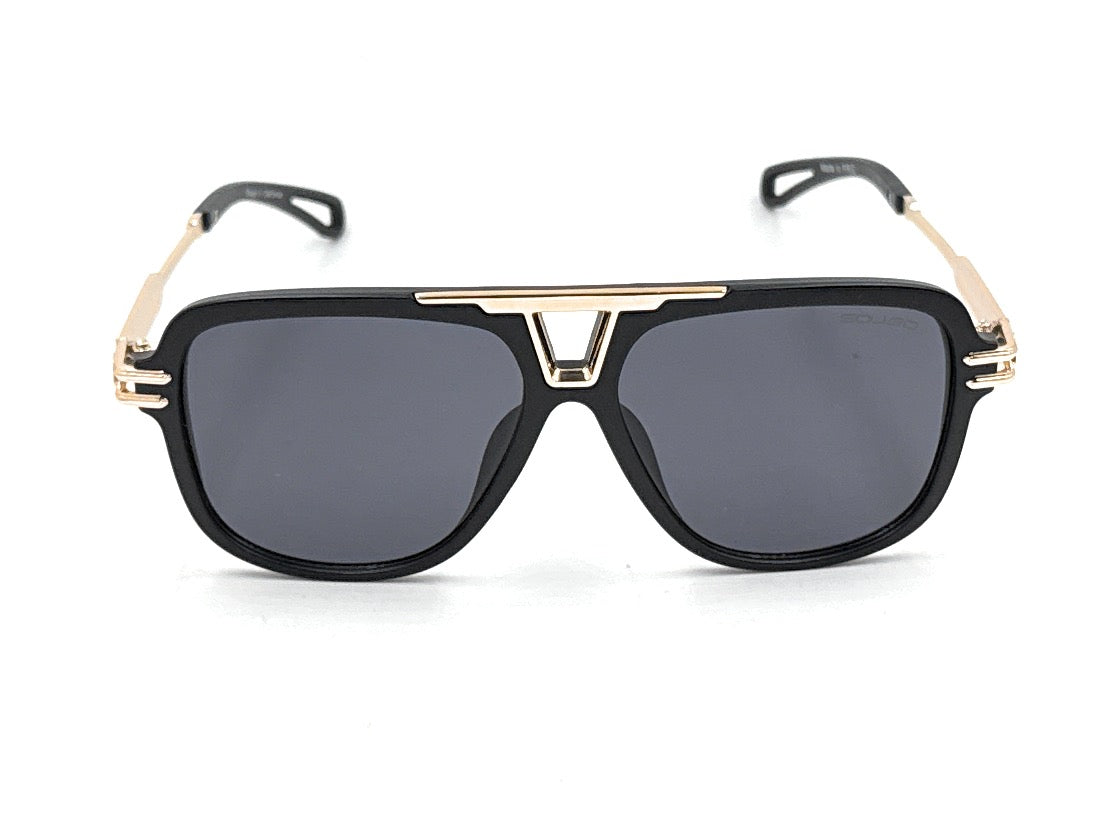 Squaro Plaid Accent Oversized Square Sunglasses – Black Frame with Gradient Brown Lenses      SQ20251570