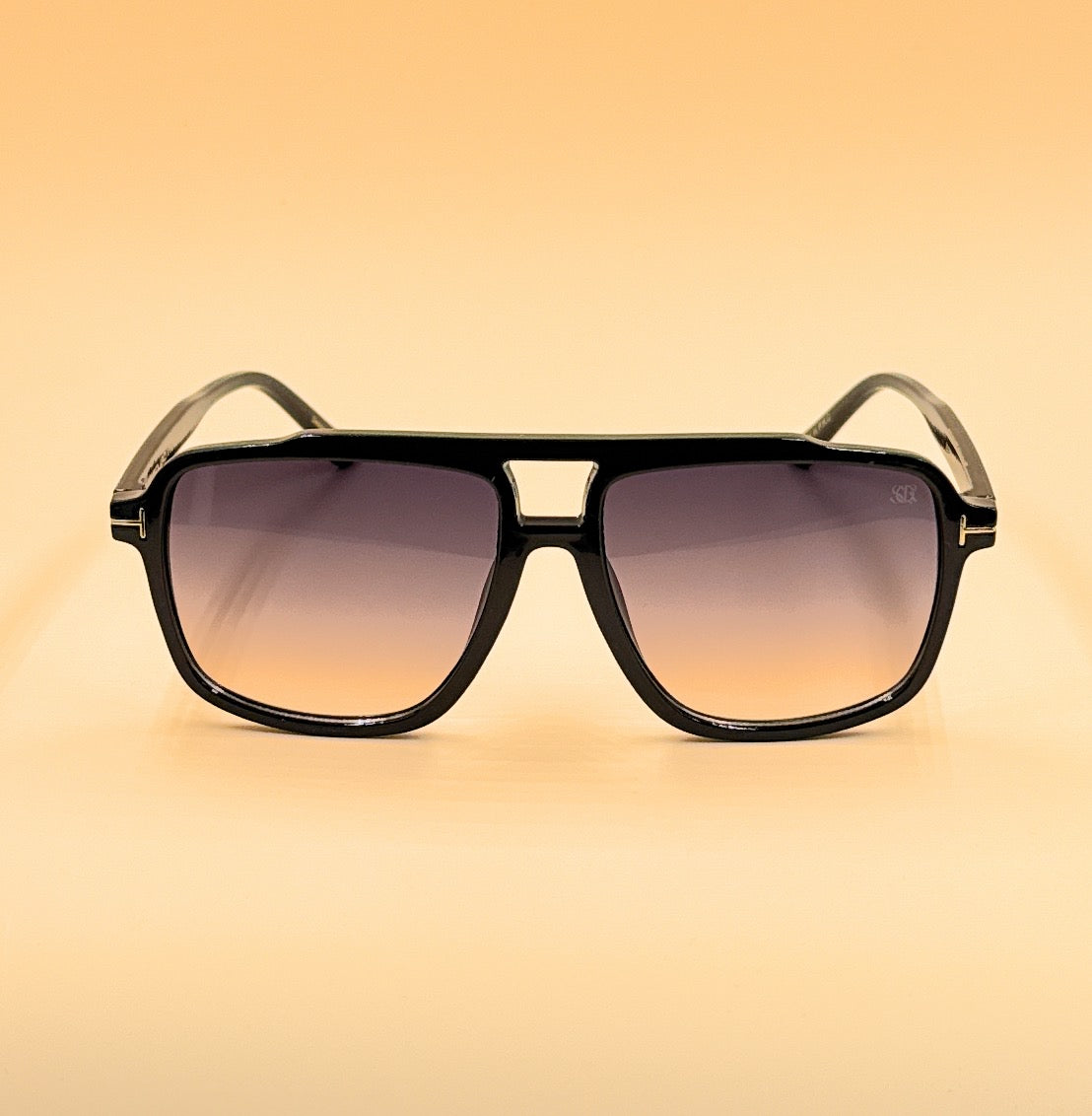 SQUARO SQ20261585 Oversized Square Sunglasses – Black premium PC Frame with Gradient Smoke Lenses