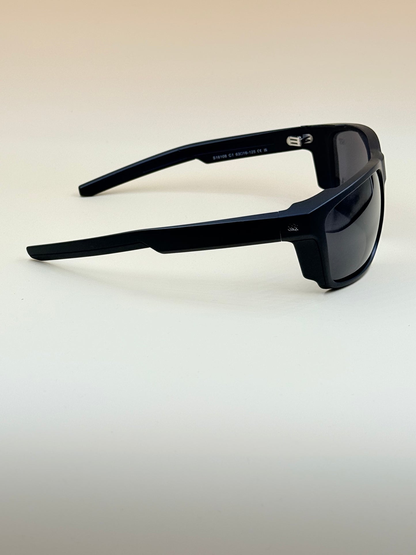 SQUARO Polarized Sunglasses Fishing Driving Hiking Running Rectangular Men Women Unisex UVB-UVA 400 S16108
