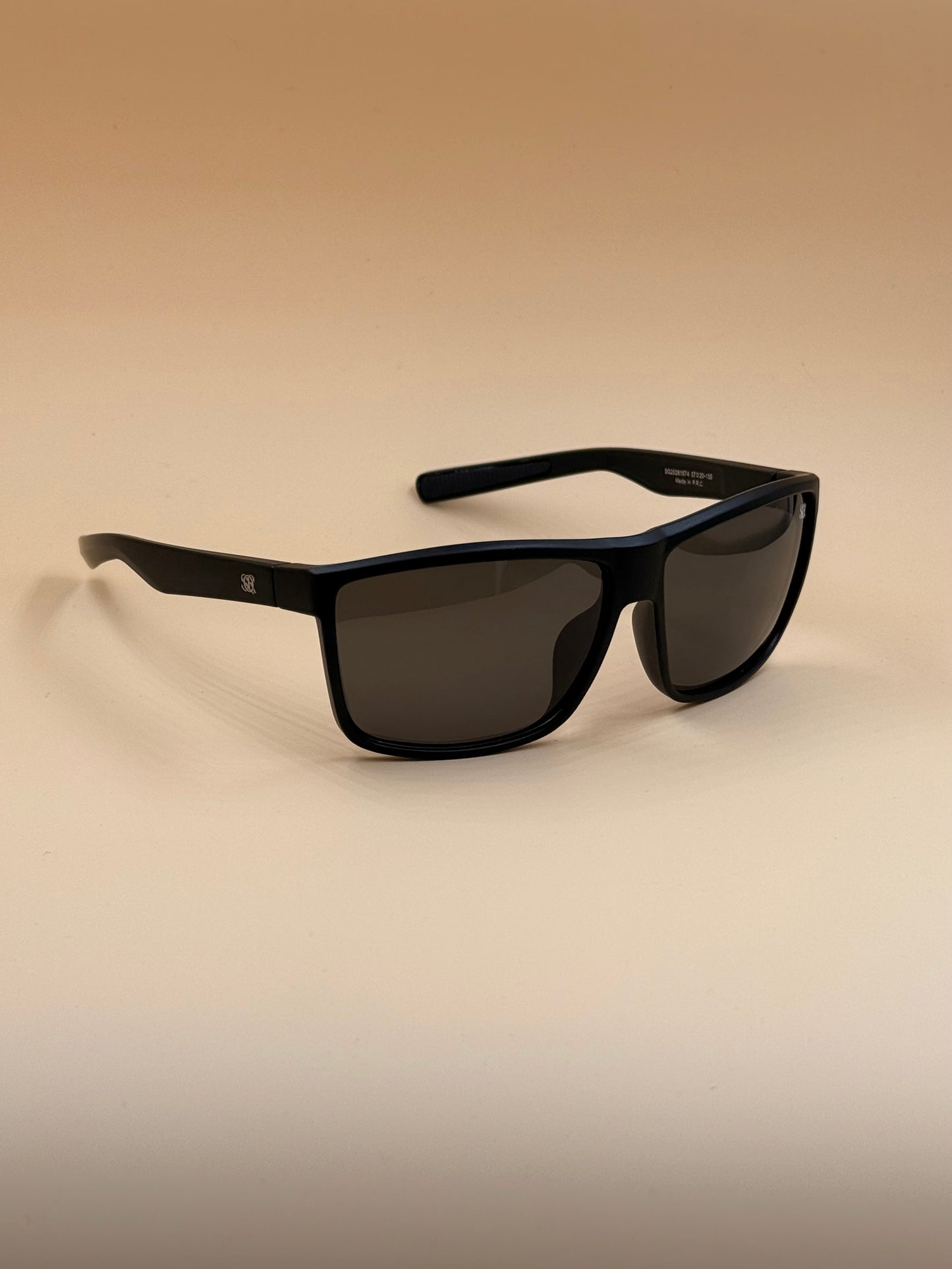 SQUARO Polarized Sunglasses – Men women Lightweight Classic Square Frame wrap style Driving Fishing sport    UVA-UVB SQ20261574