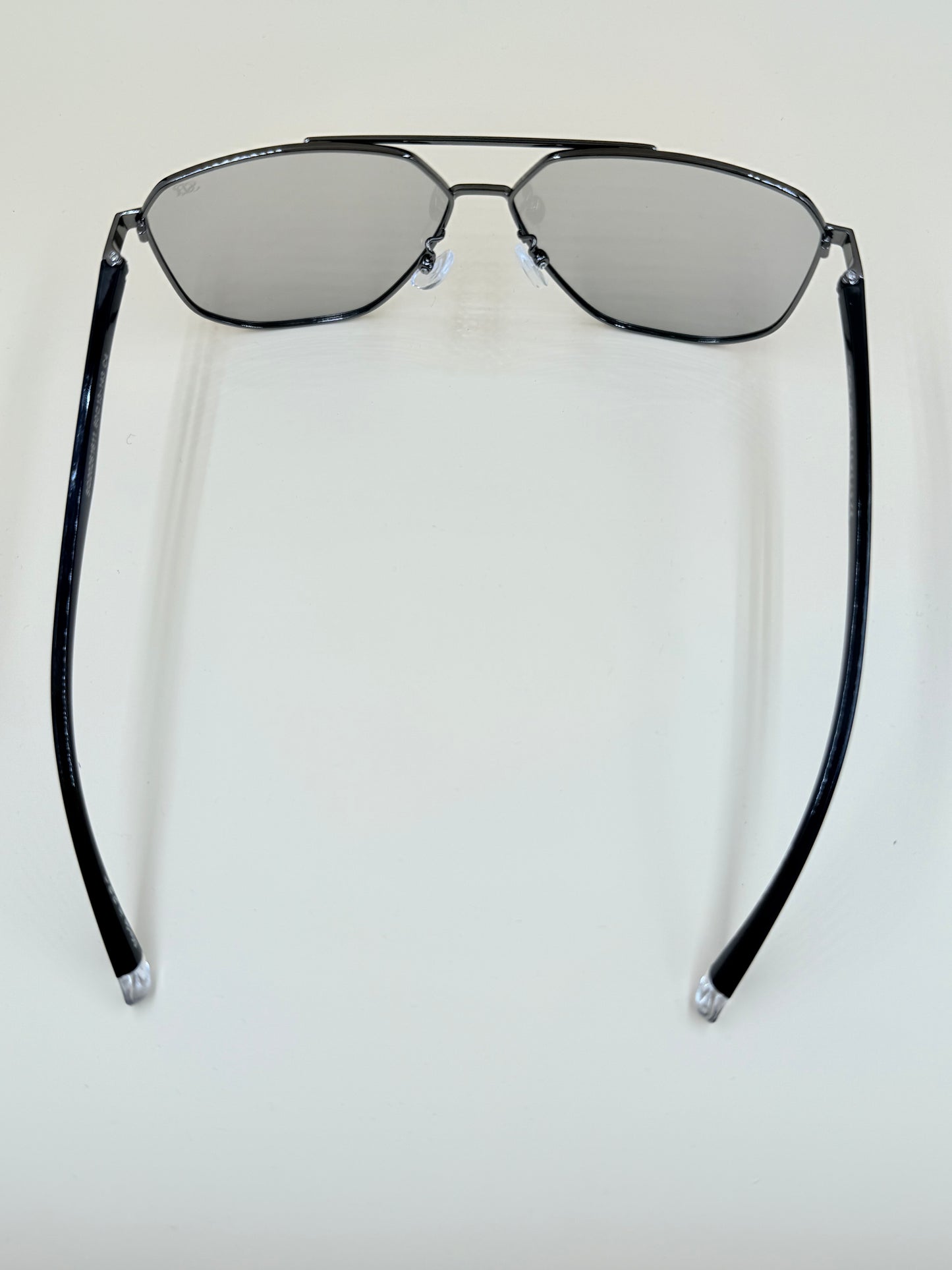 SQUARO Polarized Photochromic Rectangular Sunglasses – TR90 + Metal Frame | UV400 Protection High Quality Light weight SQ20261611Rectangular wrap