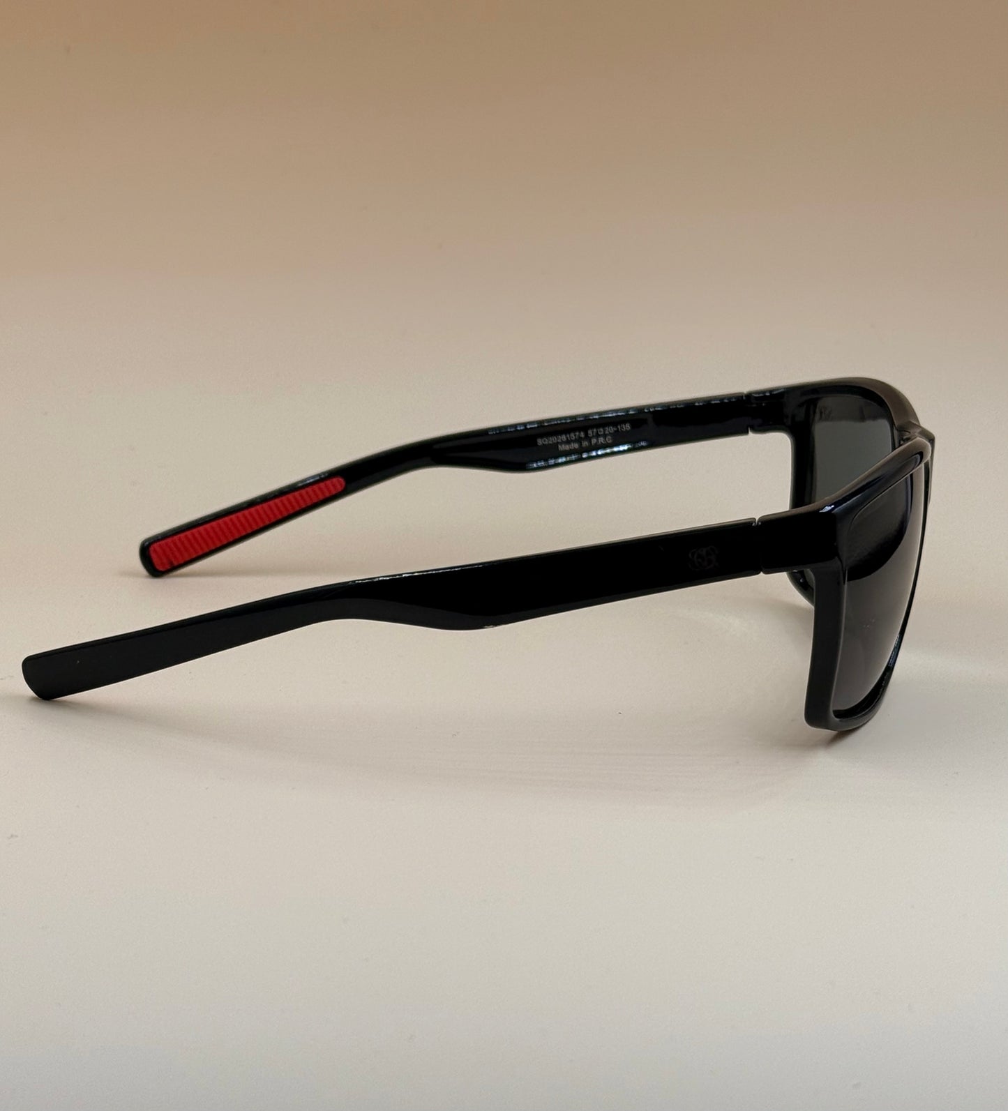 SQUARO Polarized Sunglasses – Men women Lightweight Classic Square Frame wrap style Driving Fishing sport    UVA-UVB SQ20261574