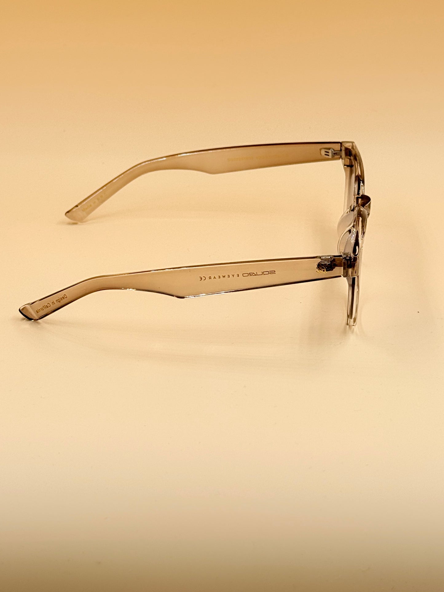 SQUARO Sunglasses – Lightweight Premium quality Frame with the metal Hinges UVA-400                SQ20261598 49#22-136
