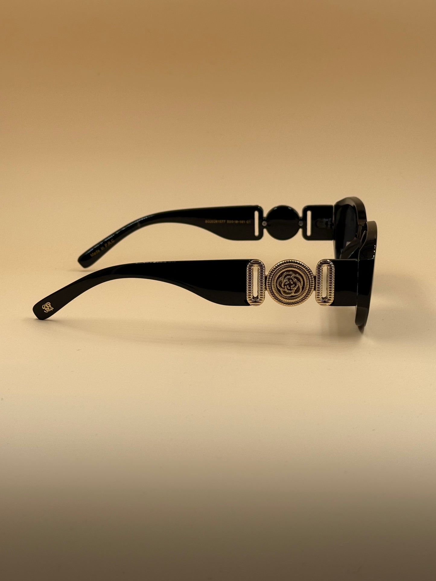 SQUARO Hexa Black – Polarized UV400 Unisex Hexagon Sunglasses | Premium PC + Metal Frame SQ20261577